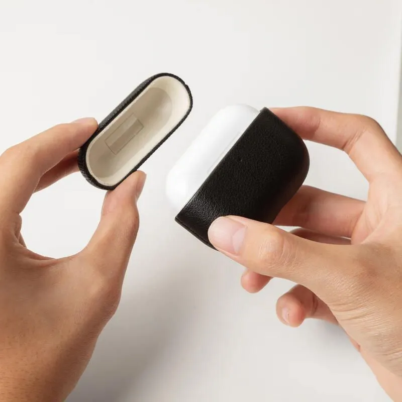 Кожаный чехол Native Union (RE)Classic Case для AirPods Pro 3 Черныйphoto3