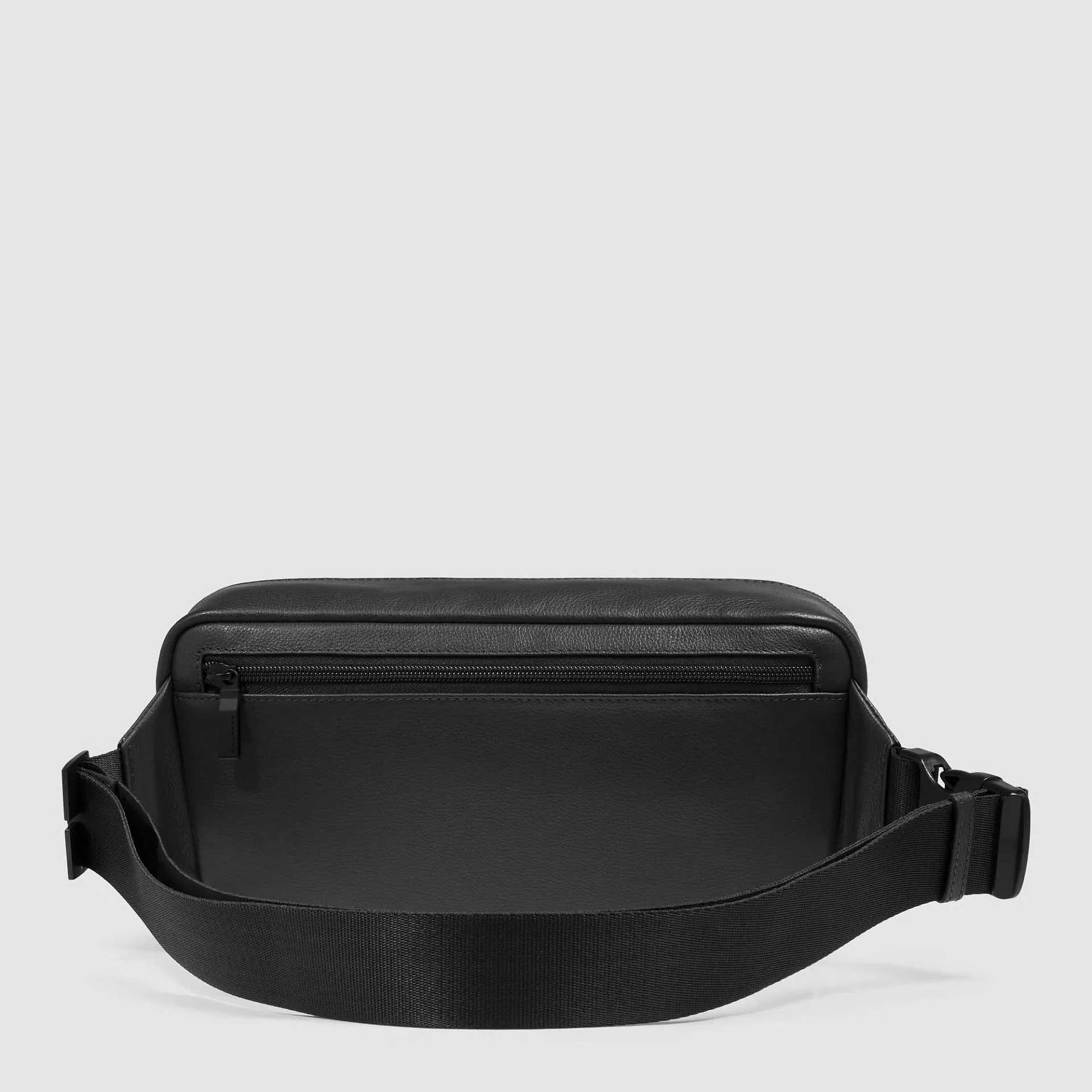 Мужская поясная сумка из кожи с защитой RFID Piquadro CA6204W137/N, чёрныйphoto2