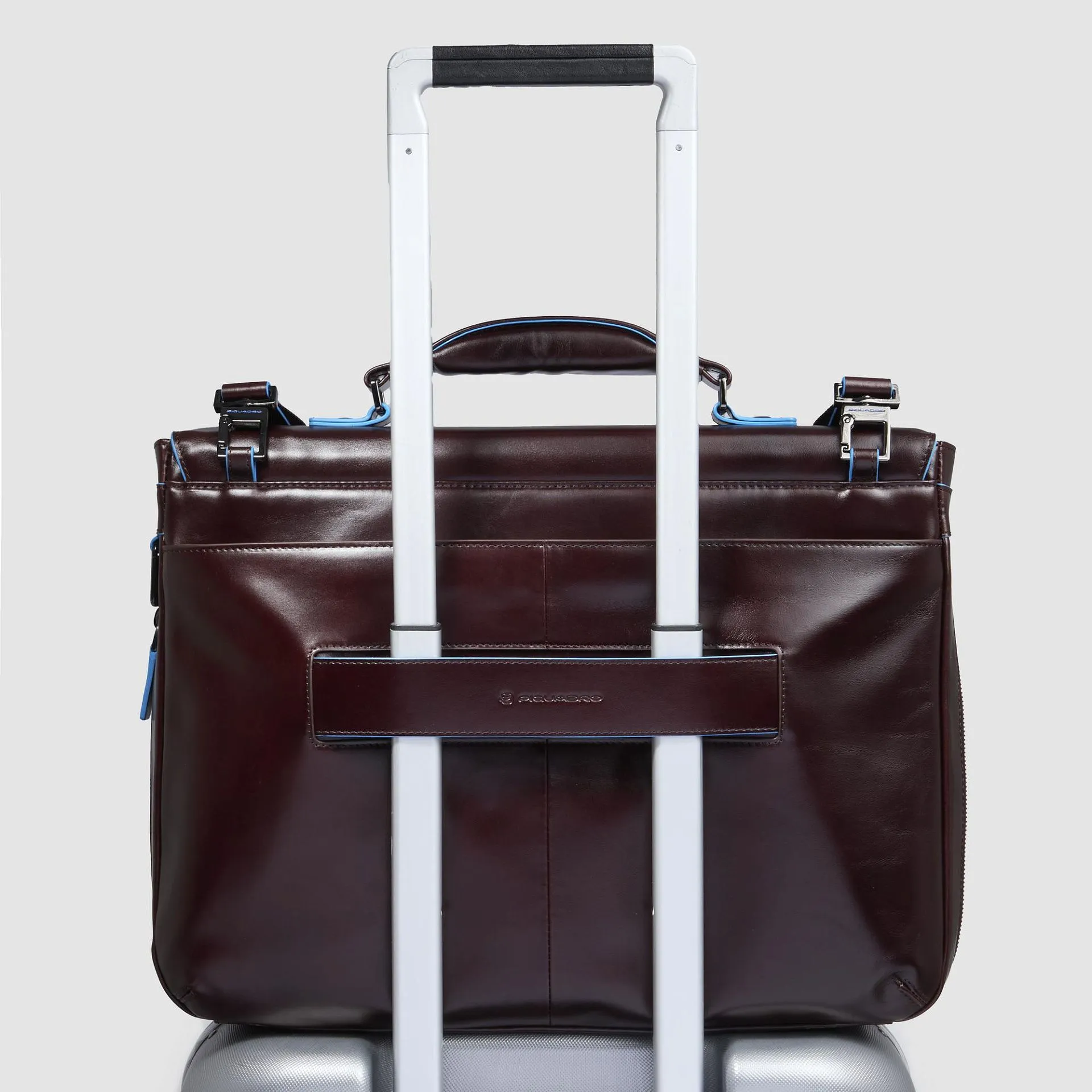 Кожаный портфель с расширением объёма для ноутбука 15" Piquadro CA3111B2/MO, коричневыйphoto2