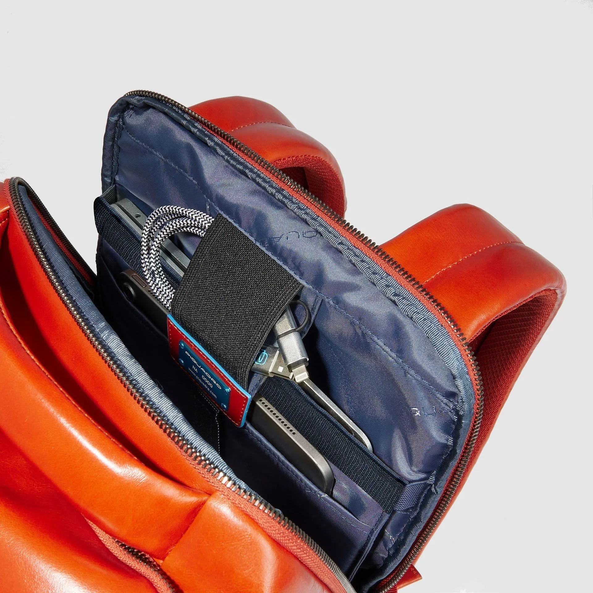 Кожаный рюкзак для ноутбука 14" с RFID-защитой Piquadro CA6591B2/MO, коричневыйphoto4