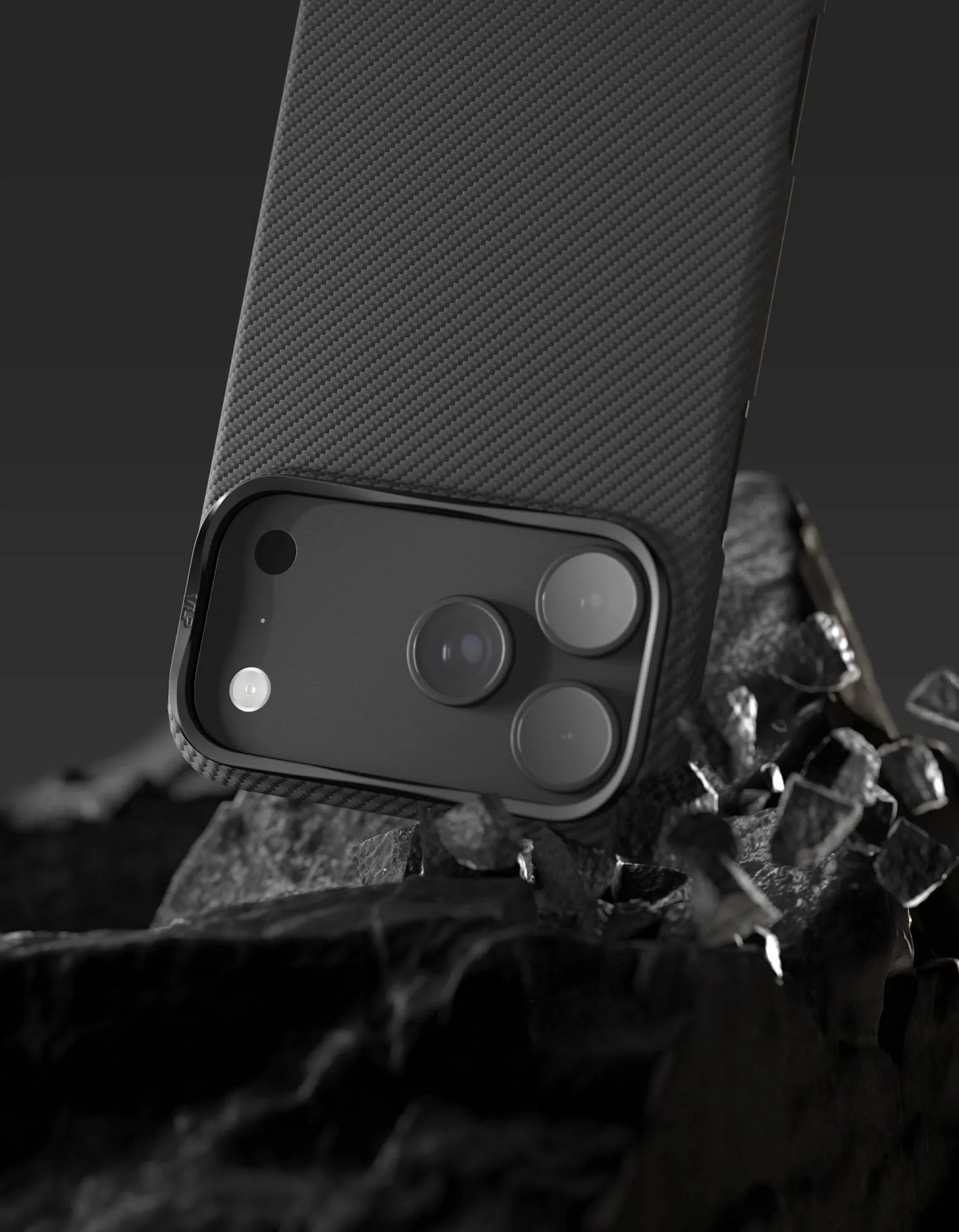 Чехол защитный VLP Kevlar Case с MagSafe для iPhone 18 Pro Max, черныйphoto2
