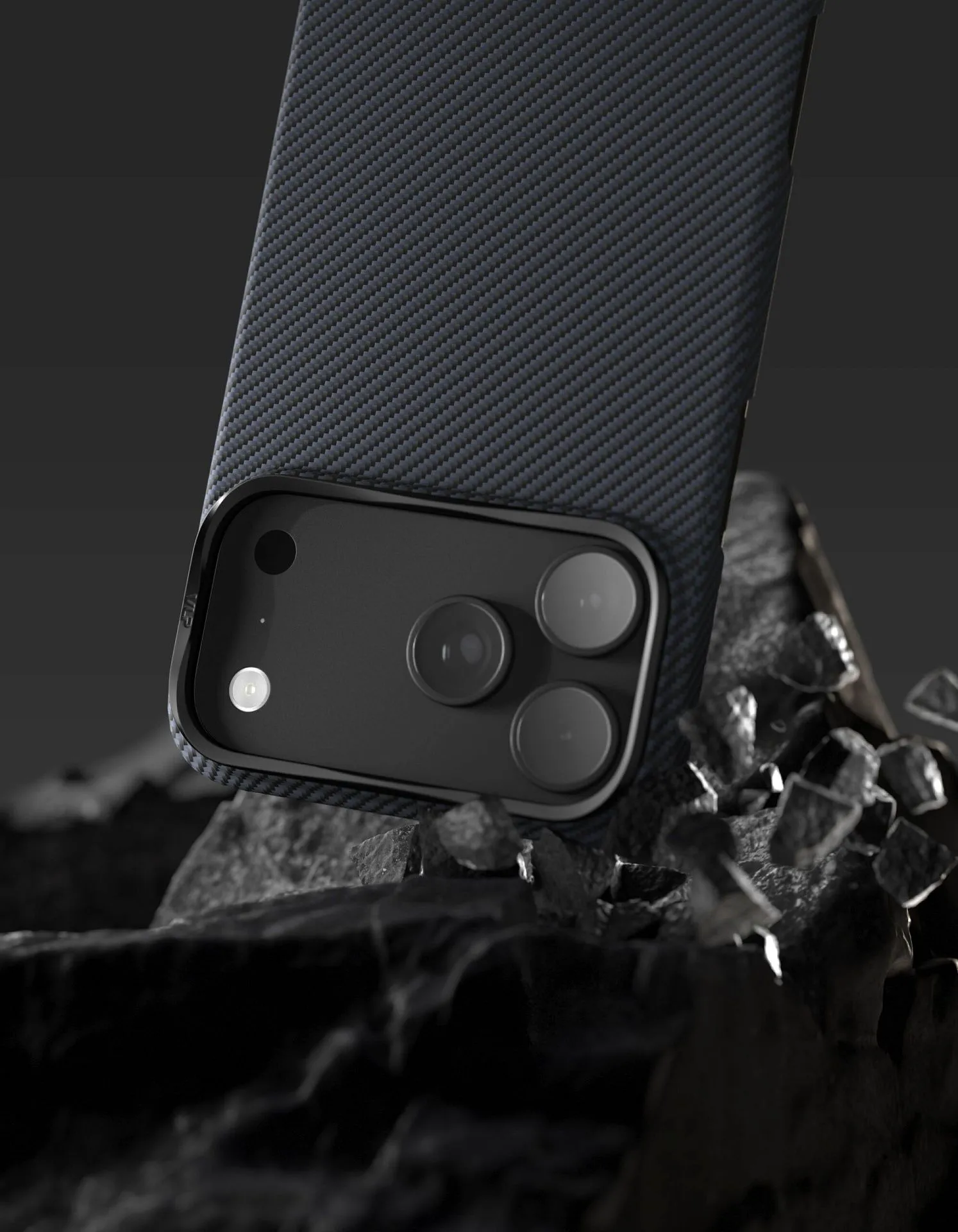 Чехол защитный VLP Kevlar Case с MagSafe для iPhone 18 Pro Max, синийphoto2