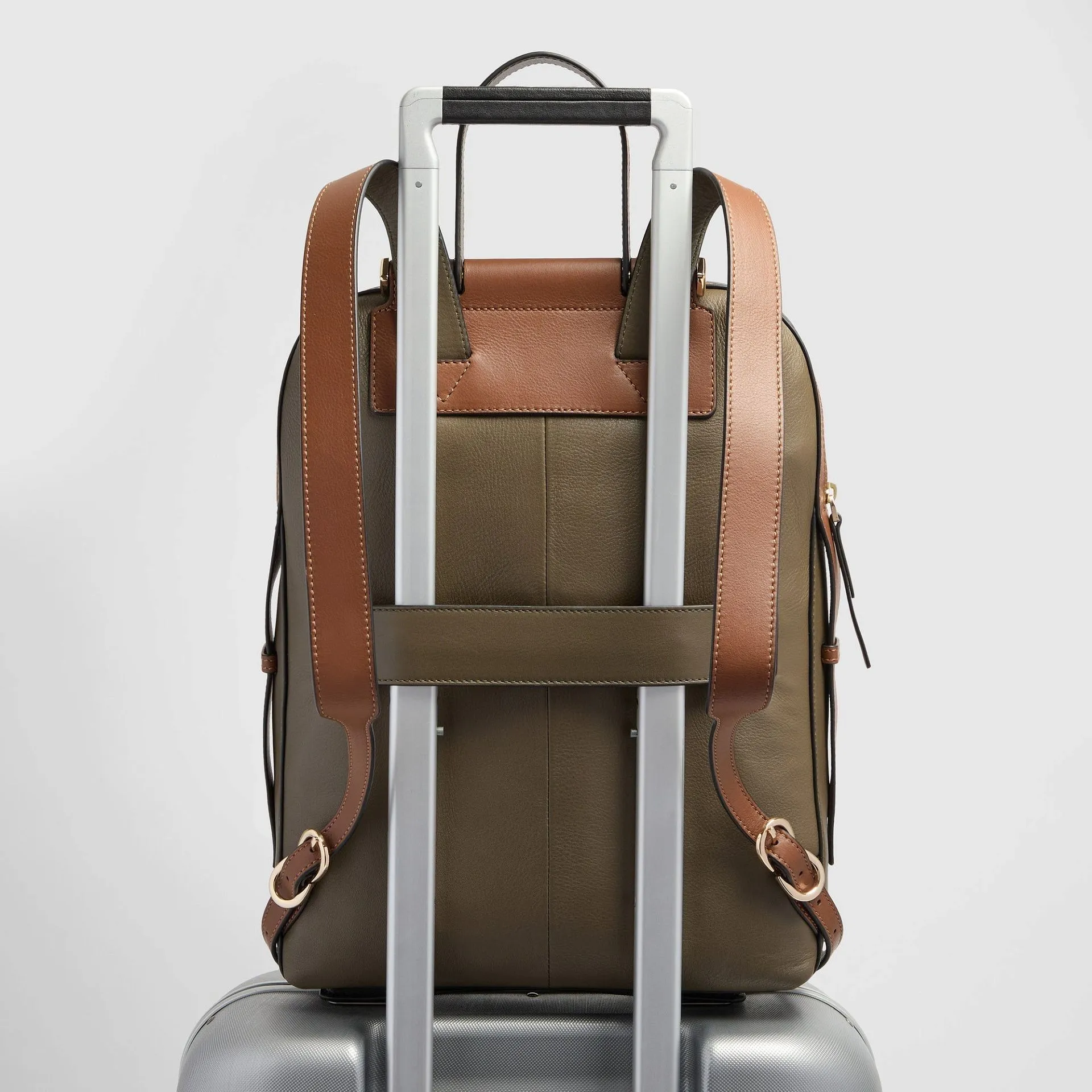Женский кожаный рюкзак для ноутбука 14" Piquadro CA4576W92/SAVES, коричневый - nocciola scamosciatophoto2