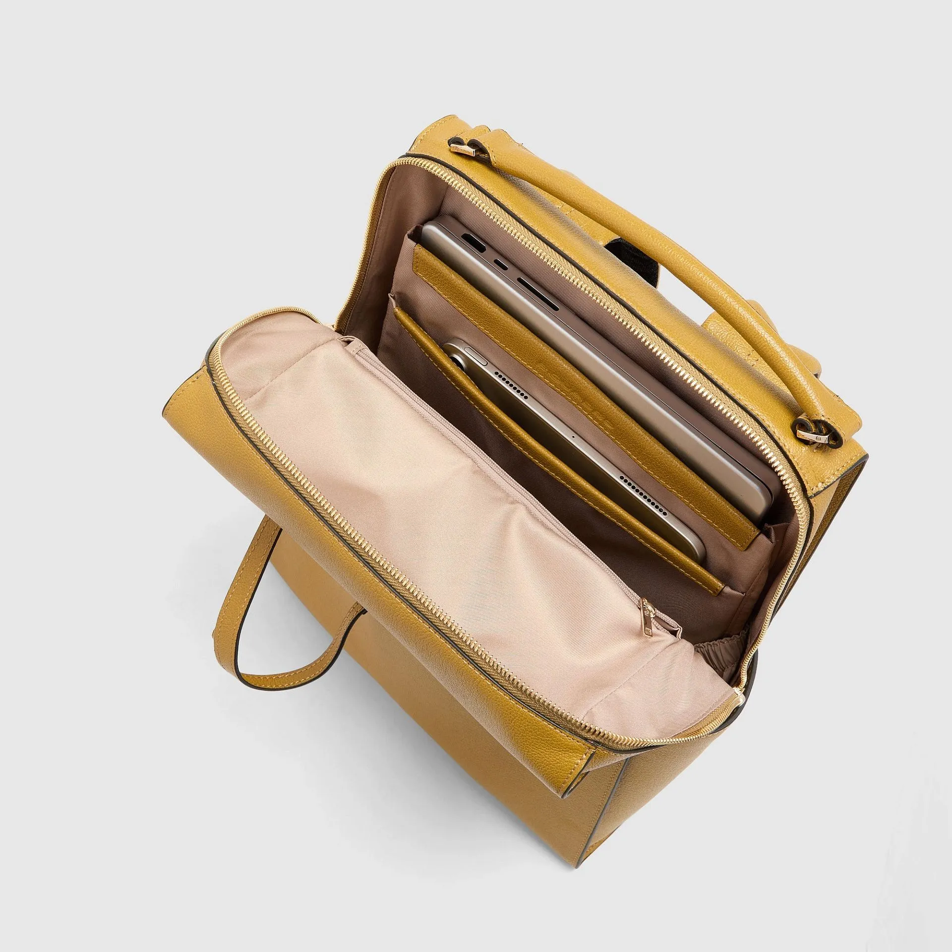 Женский кожаный рюкзак для ноутбука 14" Piquadro CA6772W140/G, жёлтыйphoto3