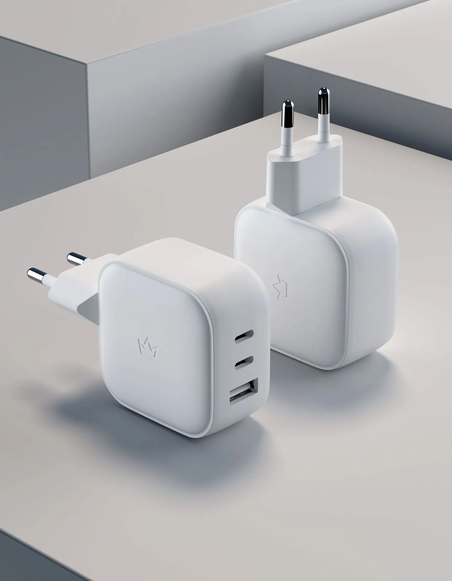 Сетевое зарядное устройство VLP G-Charge 65Вт USB-C+USB-C+USB-A, PD, QC, белыйphoto2
