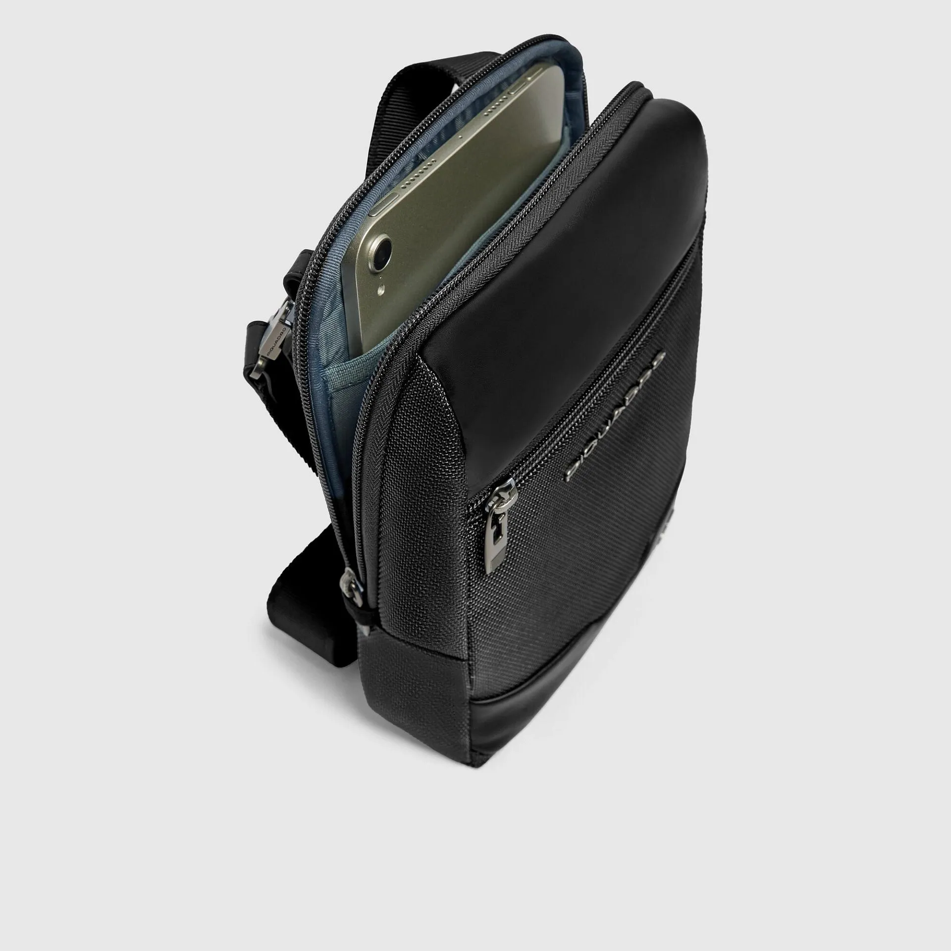 Мужская сумка через плечо для iPad mini с защитой RFID Piquadro CA7407PQ6/N, чёрныйphoto4