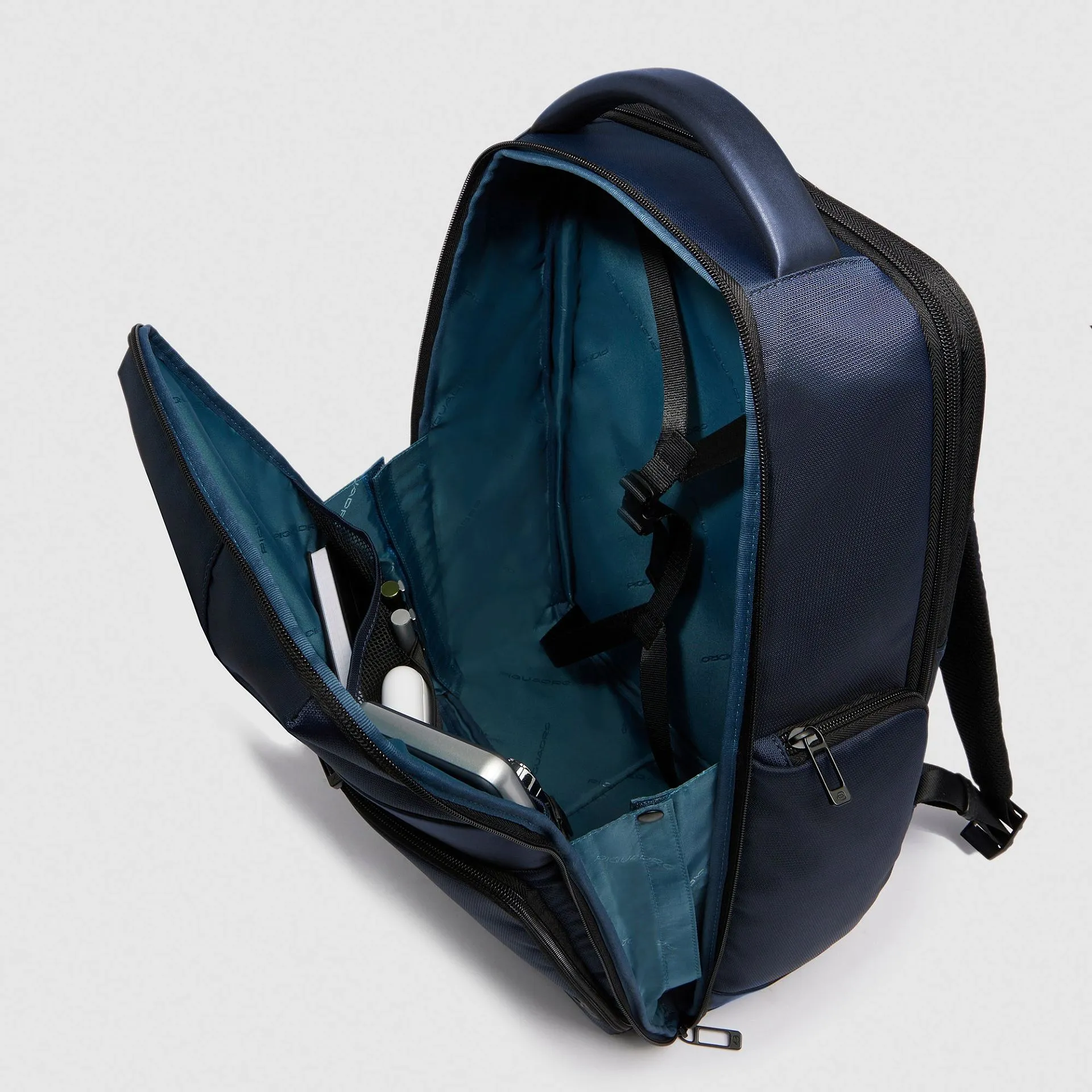 Рюкзак для ноутбука 17,3" с системой расширения Piquadro CA6517W129/BLU, синийphoto3