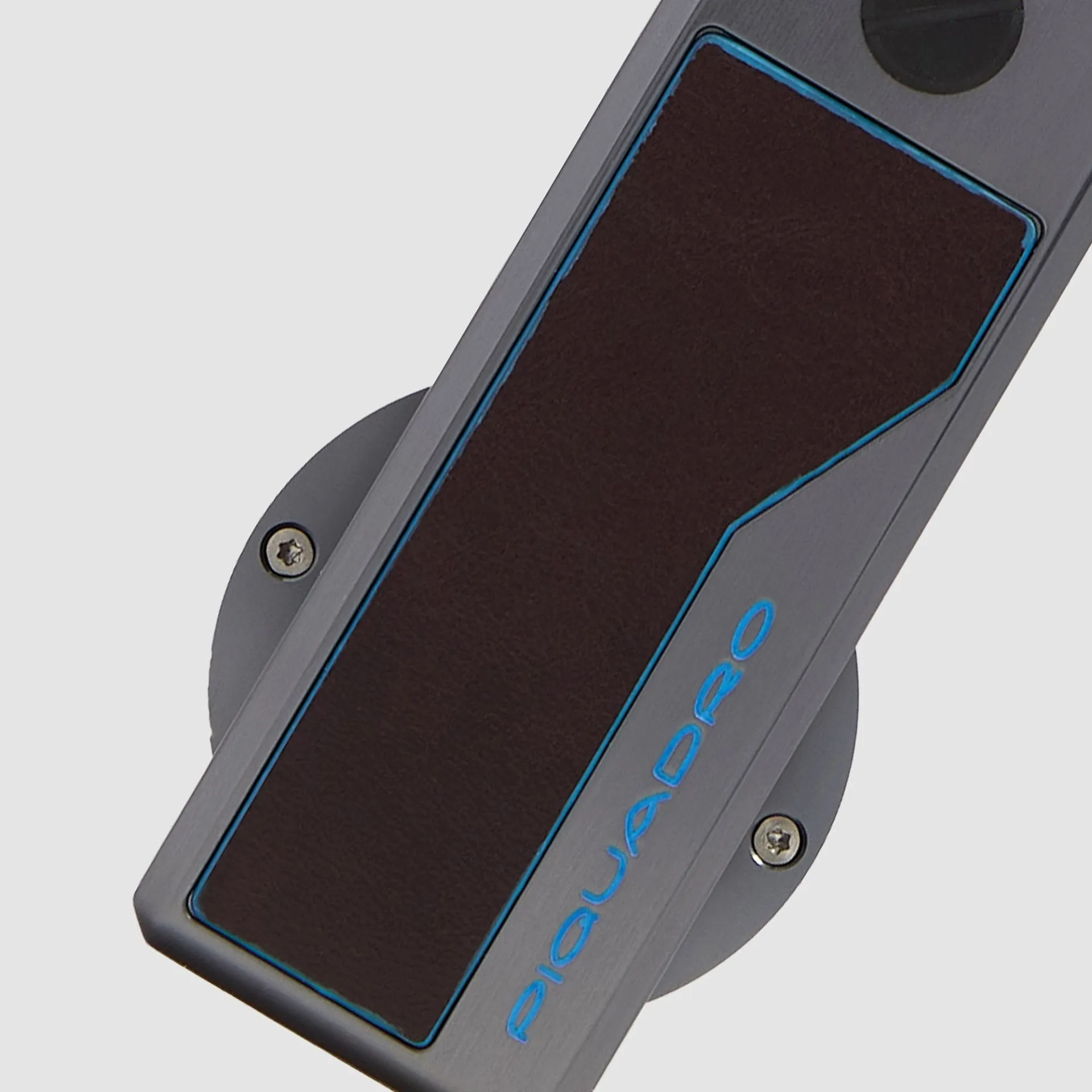 Брелок из кожи и алюминия с отсеком под AirTag Piquadro PC7253B2/MO, коричневыйphoto2