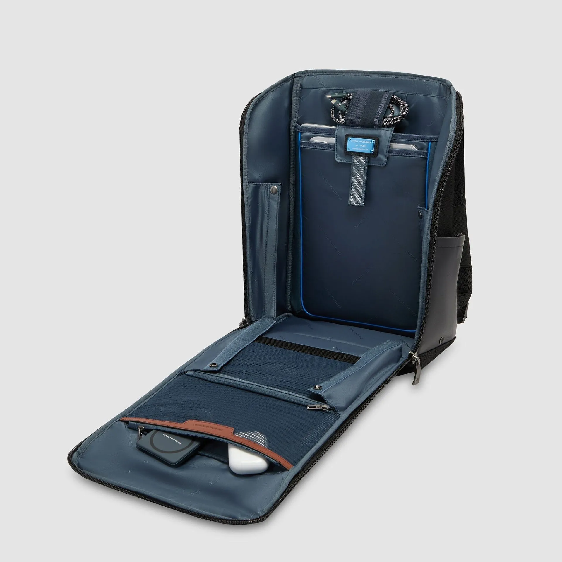 Рюкзак для ноутбука 14" с защитой RFID Piquadro CA7278W150/BLUS, синий - blu scozzesephoto3