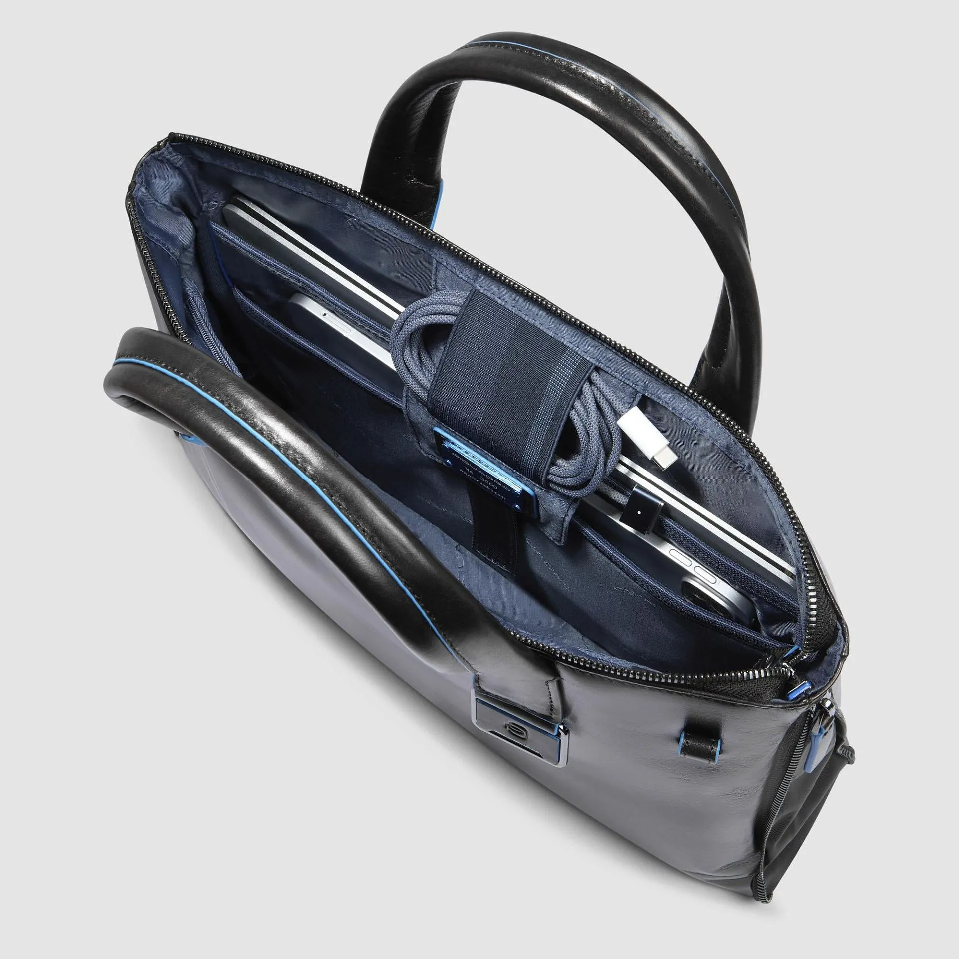 Тонкая кожаная сумка для ноутбука 14" Piquadro CA6857B2/N, чёрныйphoto3