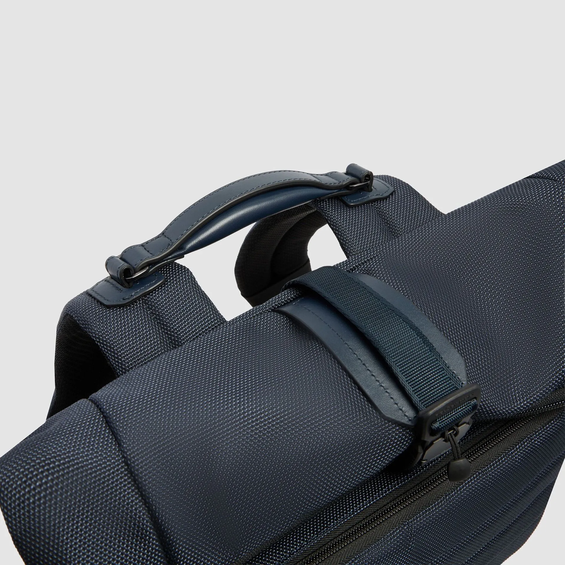 Рюкзак roll-top для ноутбука 15,6" с сеткой для шлема Piquadro CA7280W150/BLU, синийphoto4
