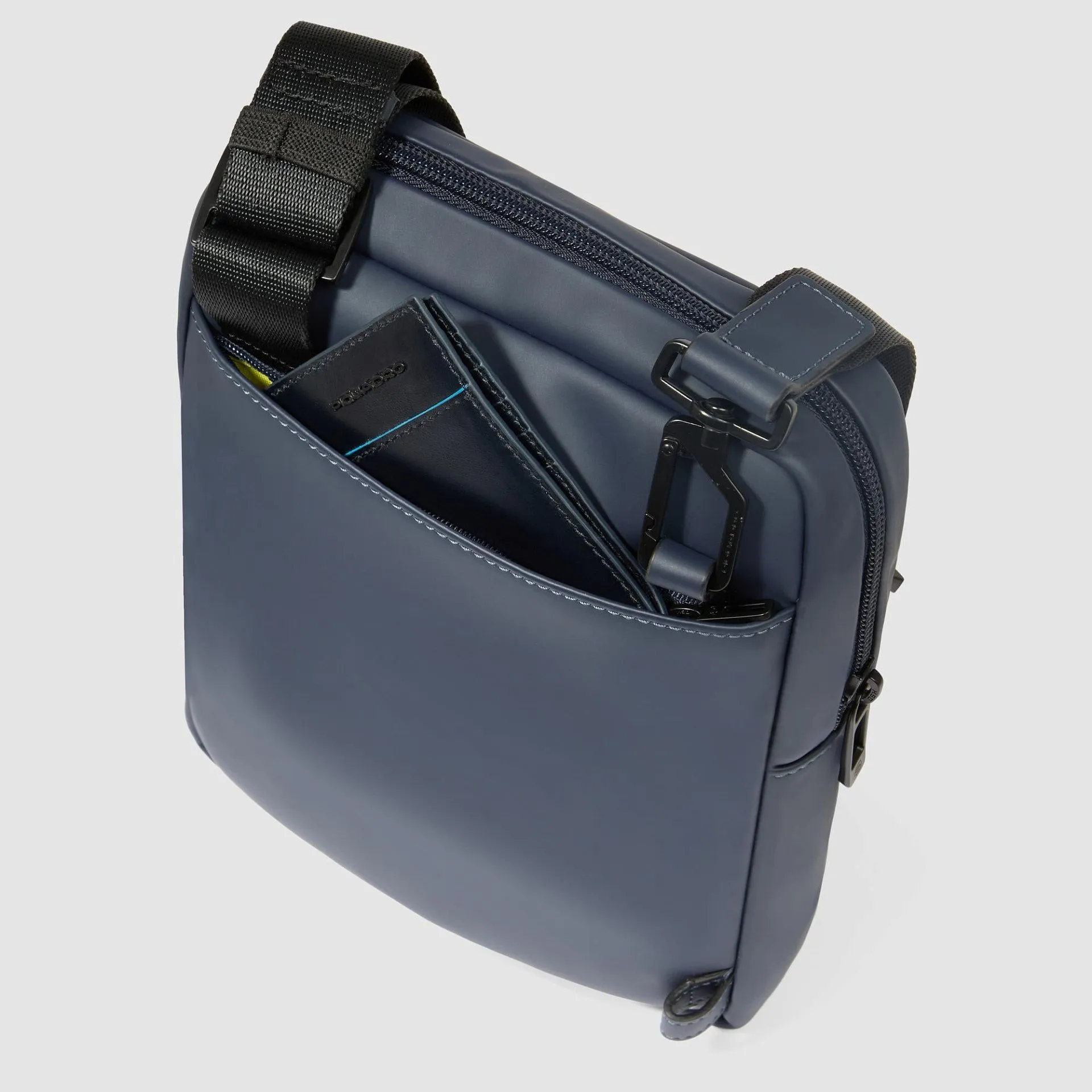 Водостойкая мужская сумка через плечо с RFID-защитой Piquadro CA3084W129W/BLU, синийphoto4