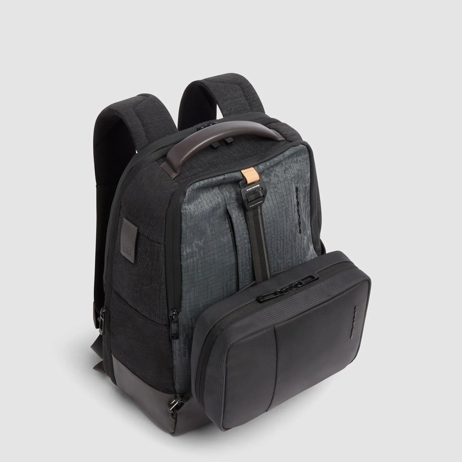 Рюкзак для ноутбука 14" с системой расширения Piquadro CA7188W145/GRS, серыйphoto4