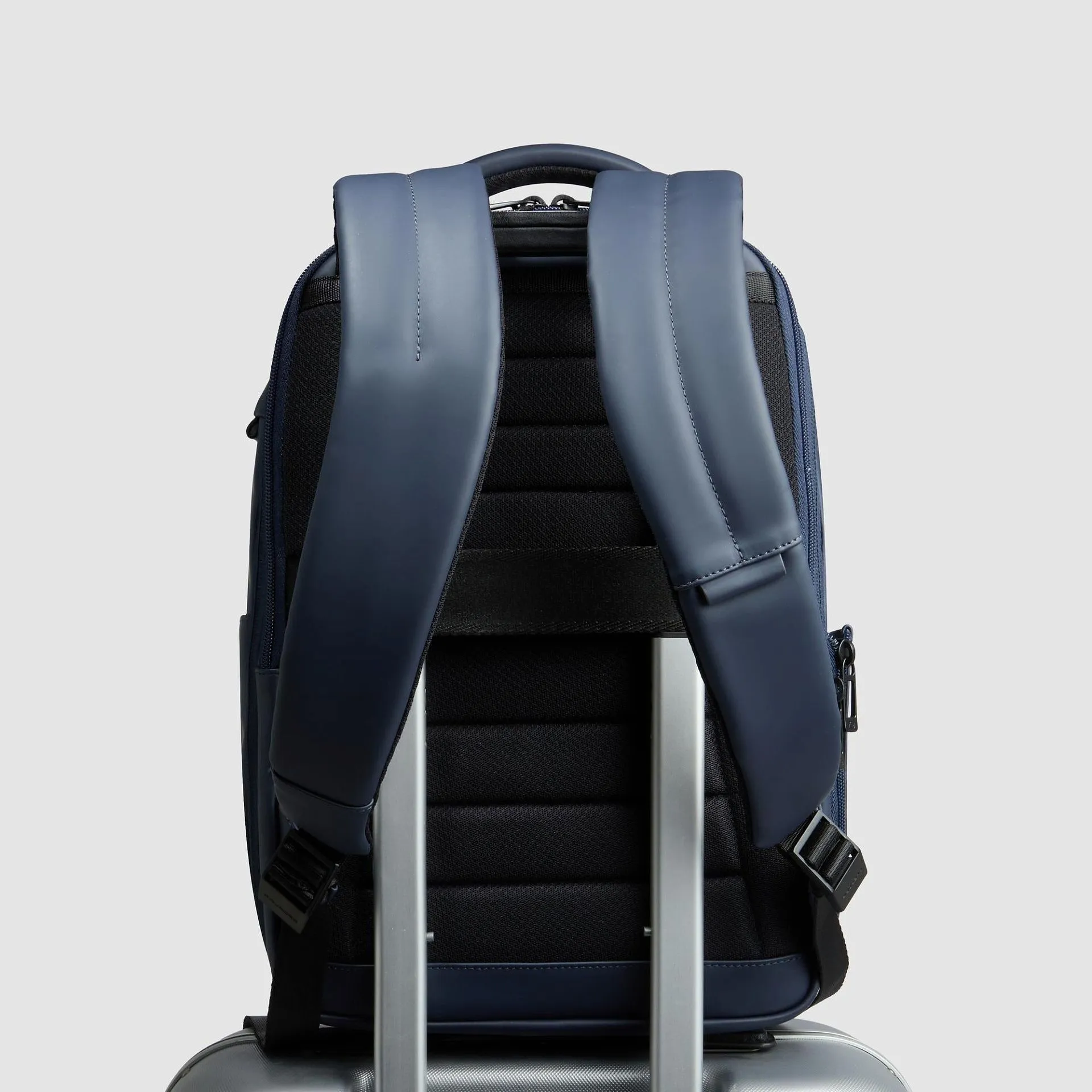 Водоотталкивающий рюкзак для ноутбука 14" Piquadro CA6638W129W/BLU, синийphoto2