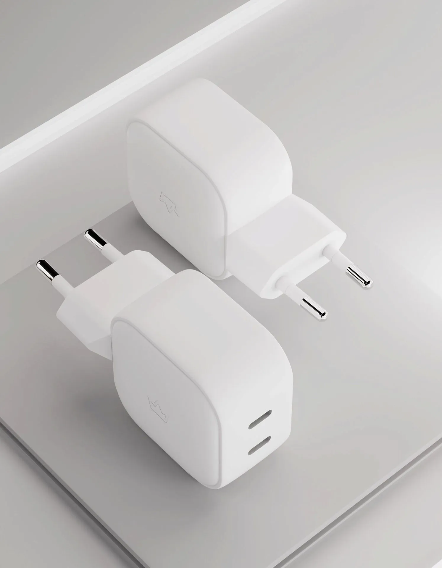 Сетевое зарядное устройство VLP G-Charge 45Вт USB-C+USB-C, PD, QC, белыйphoto3