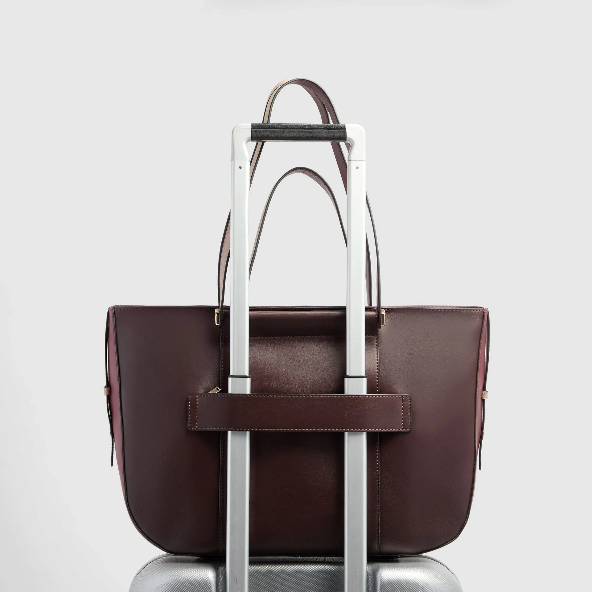 Женская кожаная сумка для ноутбука 14" Piquadro BD7136W92/BORO, бордовыйphoto2