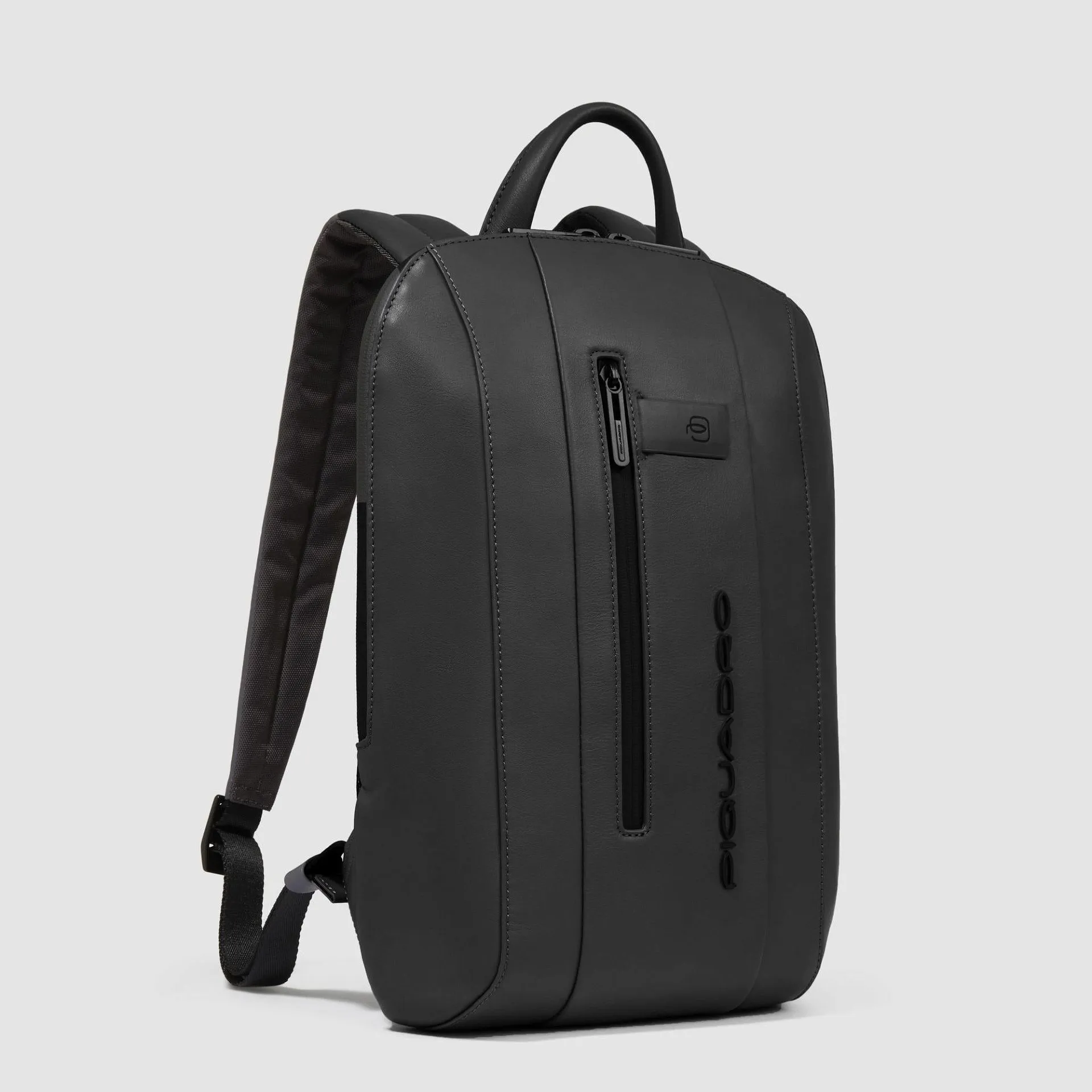 Кожаный рюкзак для ноутбука 14" и iPad Piquadro CA5608UB00/N, чёрныйphoto1