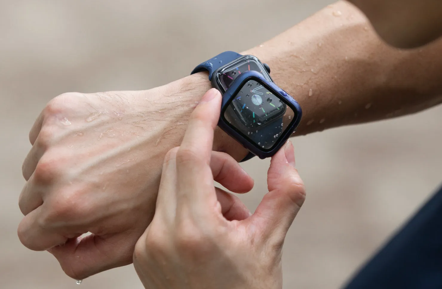 Чехол UNIQ Nautic для Apple Watch 42 мм, черный (Black)