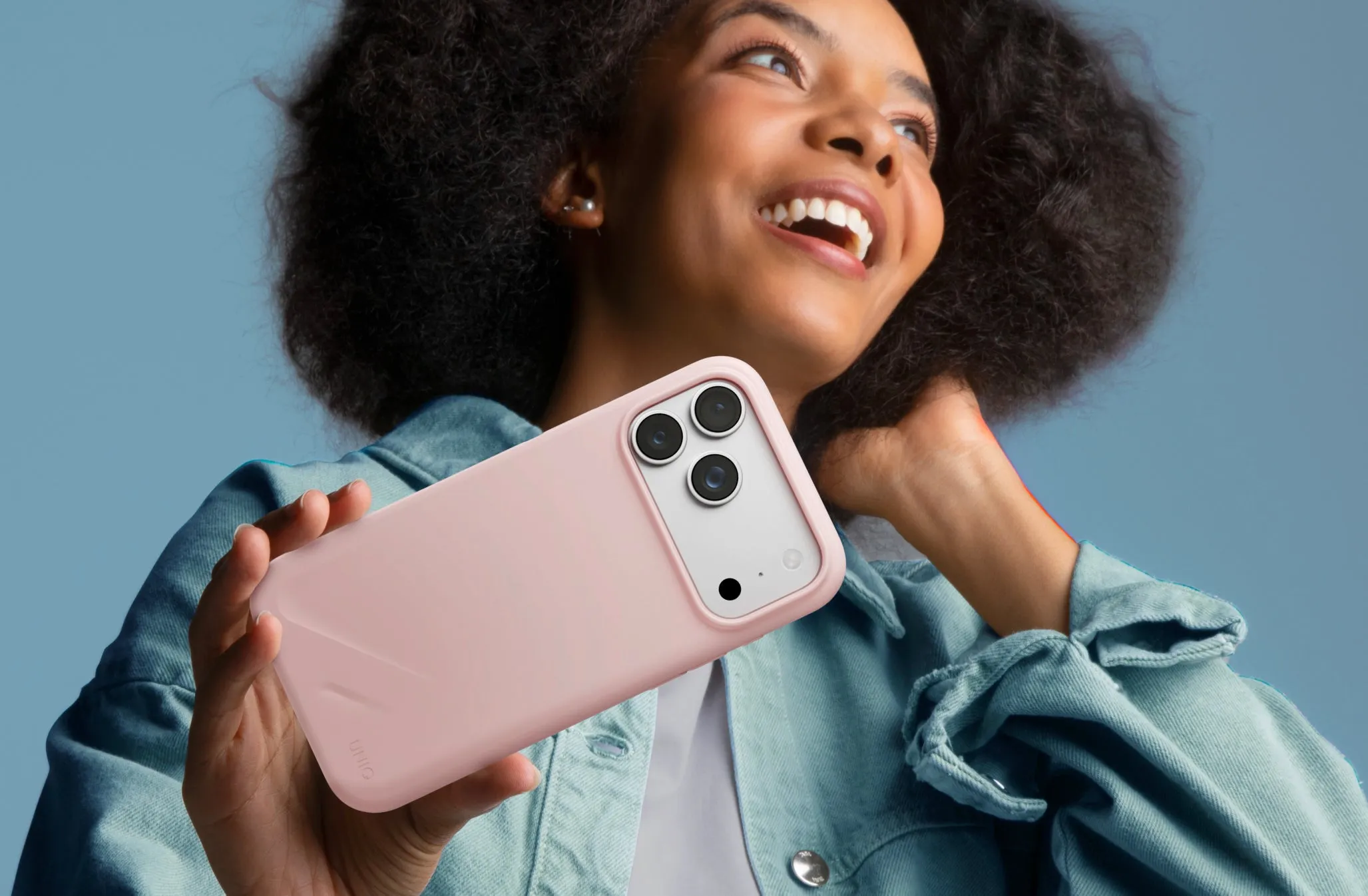 Чехол UNIQ Lino для iPhone 18 Pro, розовый (pale rose)