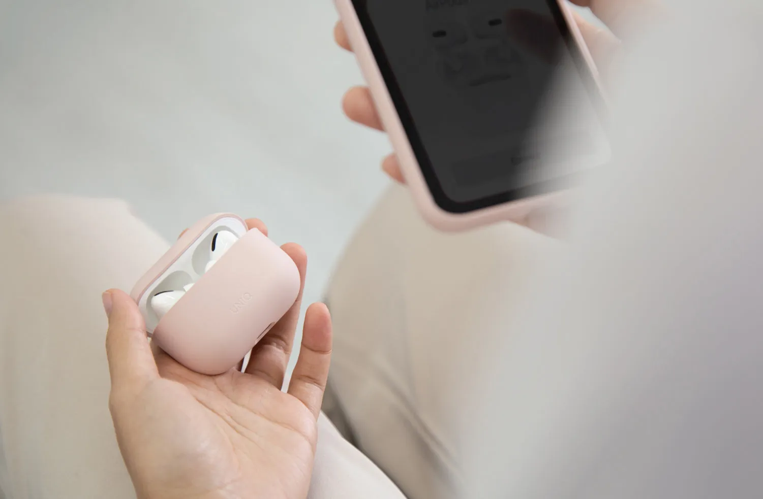 Чехол UNIQ Lino для AirPods Pro (3rd Gen), серый (Gray)