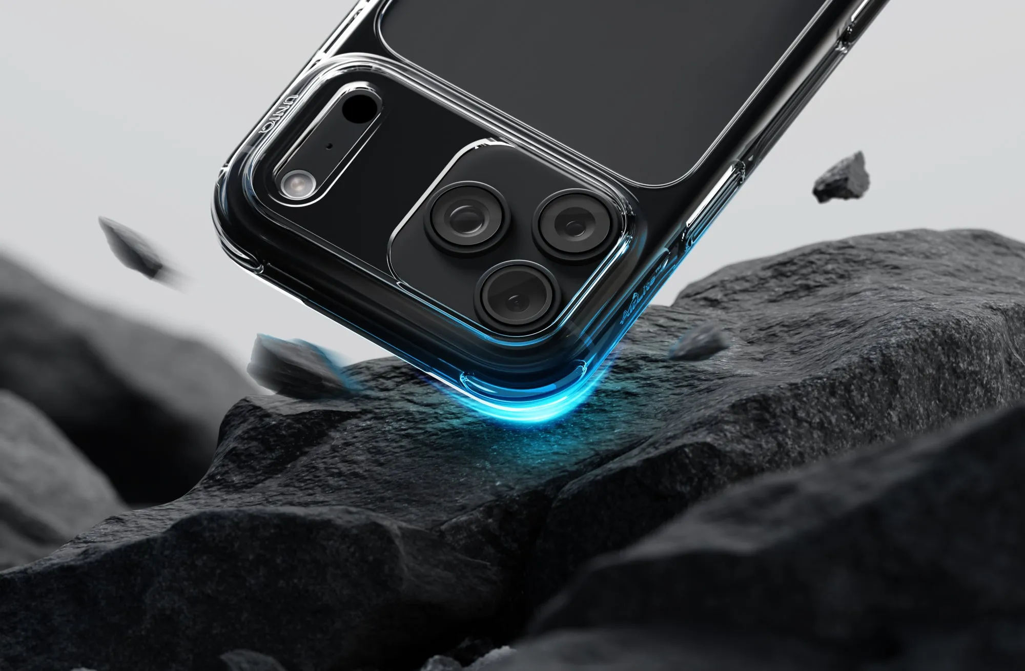 Чехол UNIQ LifePro Xtreme True Clarity для iPhone 18 Pro Max, прозрачный (clear)