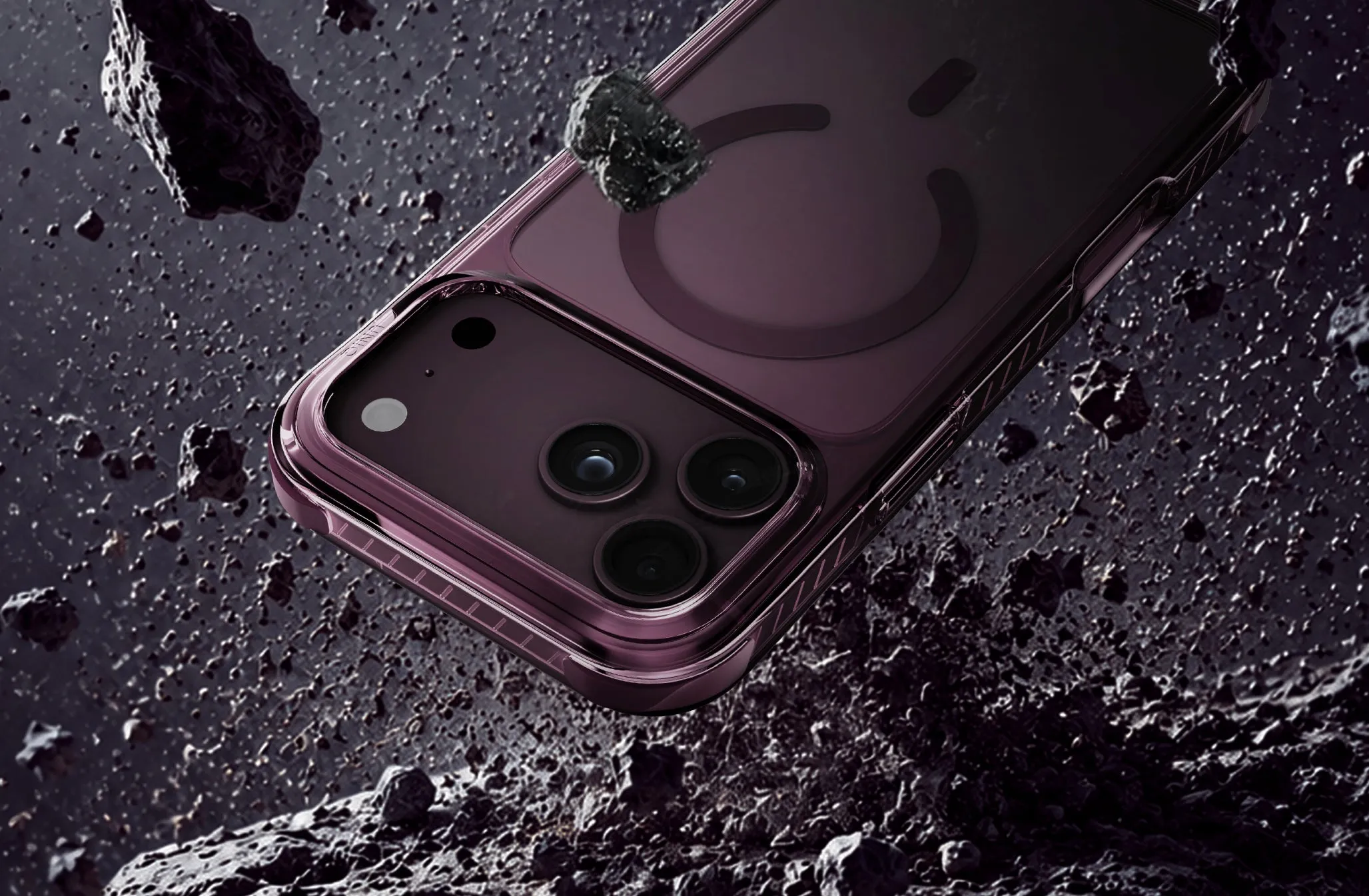 Чехол UNIQ Combat для iPhone 18 Pro, черный (black)